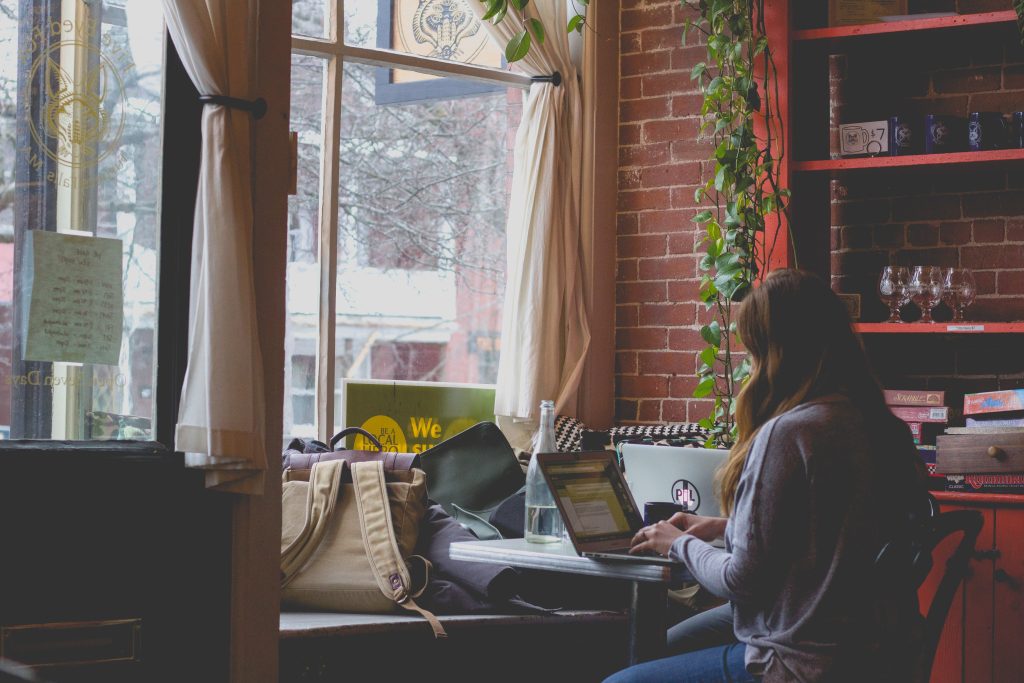 onilne writing retreat